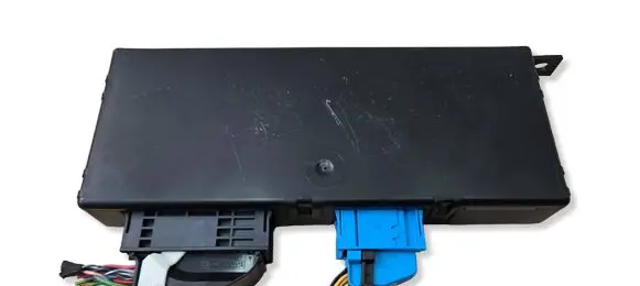 BMW 5 F10 F11 Gateway control module 9372744