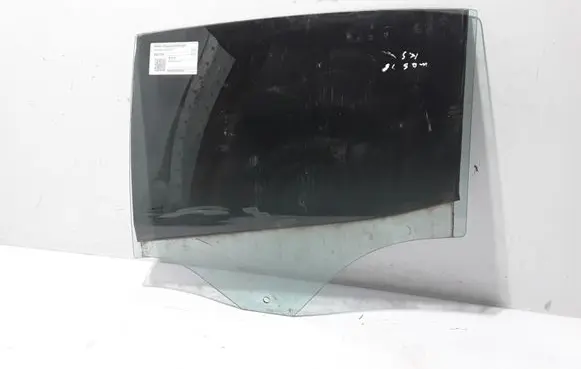 Renault Megane IV Rear door window glass 823011776R