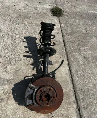 Renault Megane IV Front shock absorber/damper 543025368R