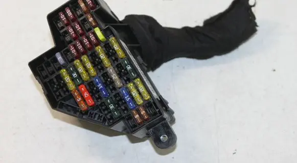 Volkswagen PASSAT B7 Fuse box set