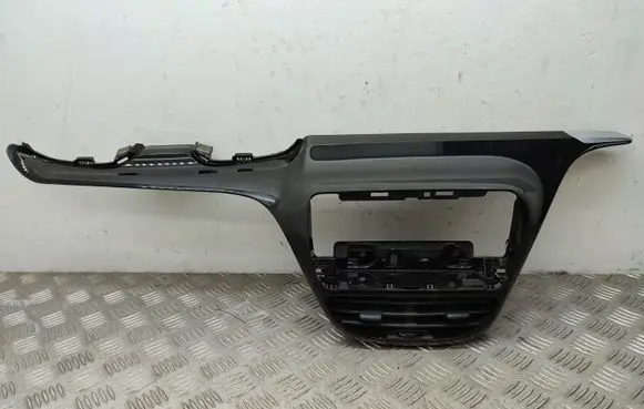 Peugeot 2008 I Dashboard center trim panel 