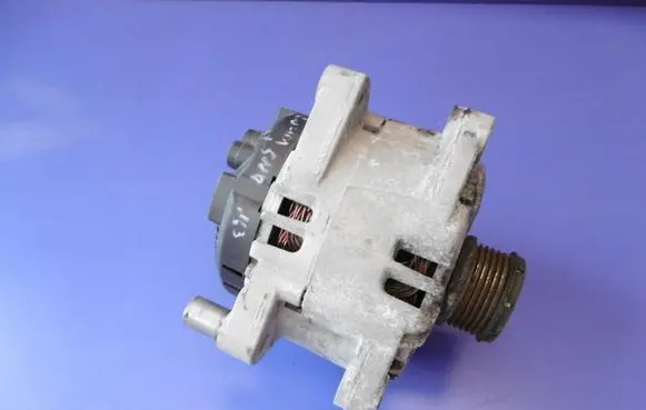 Citroen Berlingo Generator/alternator 9678048880 TG15C189 2614016E