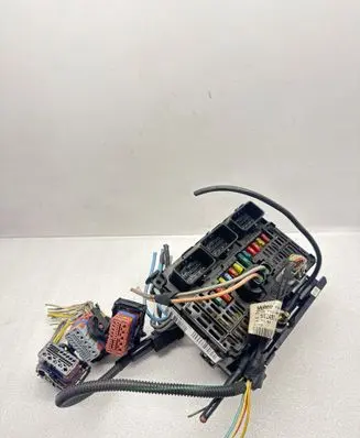 Peugeot 407 BSM Control unit 9656086080 BSML0100