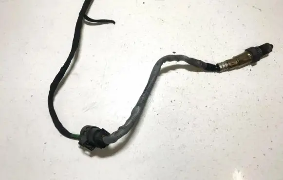 Mercedes-Benz ML W166 Lambda probe sensor 0065421718 0281004201