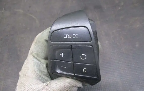 Volvo V50 Multifunctional control switch/knob 30739638