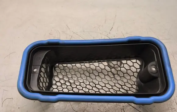 BMW 4 G22 G23 G24 G26 Other engine bay part 9387357