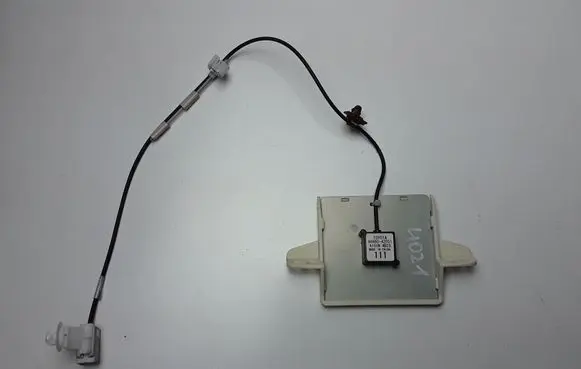 Toyota RAV 4 (XA40) Aerial GPS antenna 8686042051