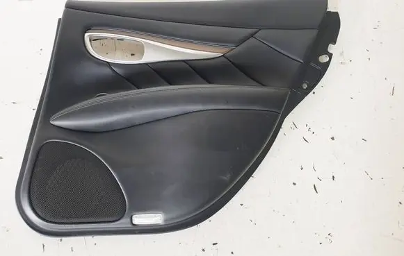 Infiniti M Y51 Rear door card panel trim