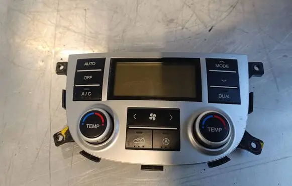 Hyundai Santa Fe Climate control/heater control trim C800MA5BJ01 6HTE008950 6HBH18C612TE