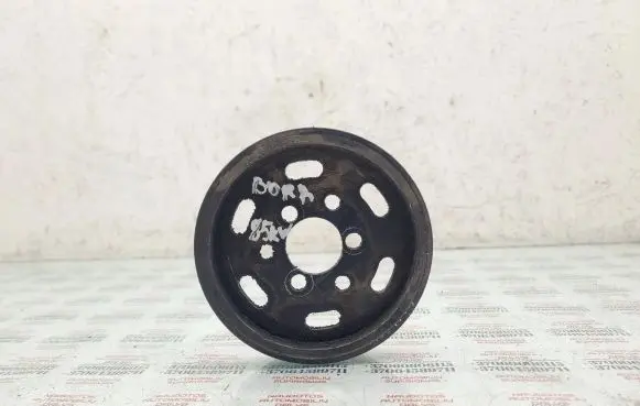 Volkswagen Bora Power steering pump pulley 