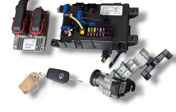 Engine ECU kit and lock set