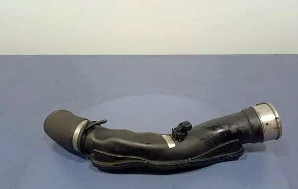 BMW 7 F01 F02 F03 F04 Air intake hose/pipe 7800145