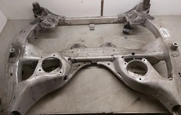 BMW 5 F10 F11 Front subframe 6778380