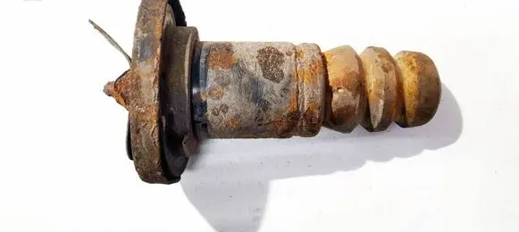 Ford Mondeo MK IV Front coil spring rubber mount 