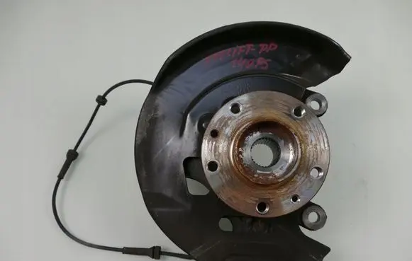 Nissan Qashqai Front wheel hub