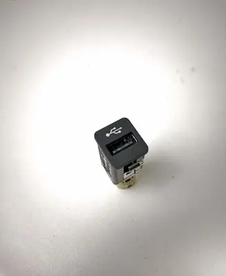 BMW 5 GT F07 USB socket connector 61319167196 9167196