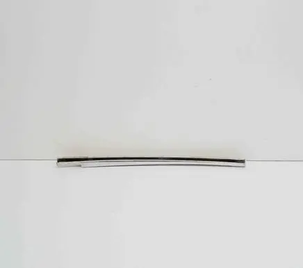 Mercedes-Benz 250 280 W108 Rear door window/glass frame 