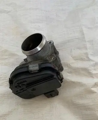 Ford Fiesta Throttle valve