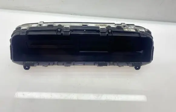 Speedometer (instrument cluster)