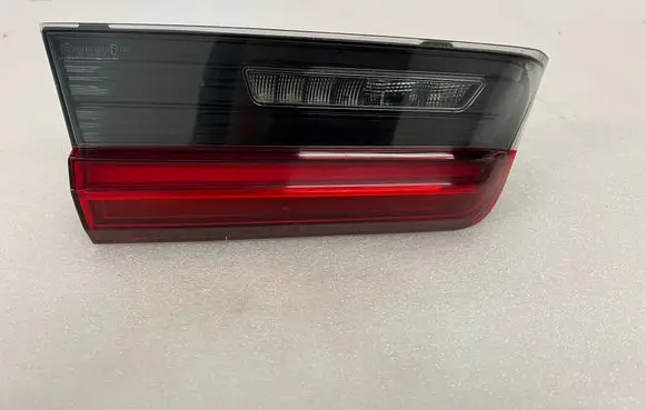 BMW 3 G20 G21 Tailgate rear/tail lights H7742045310 2SD2469