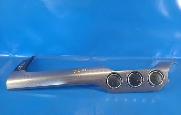 Ford Mustang VI Radio/GPS head unit trim JR3Z6304338MG
