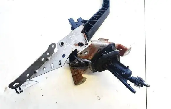 Clutch master cylinder