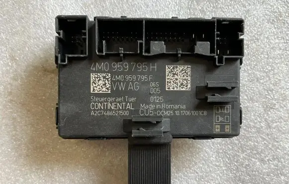Audi Q7 4M Door control unit/module 4M0959795 4M0959795H