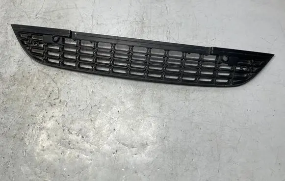 Opel Astra J Front bumper lower grill 13294276