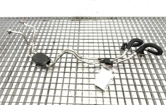 Jaguar F-Pace Gearbox oil cooler pipe/hose 