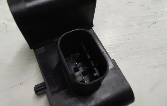 BMW 1 E81 E87 Airbag deployment crash/impact sensor 6911003 0285003900