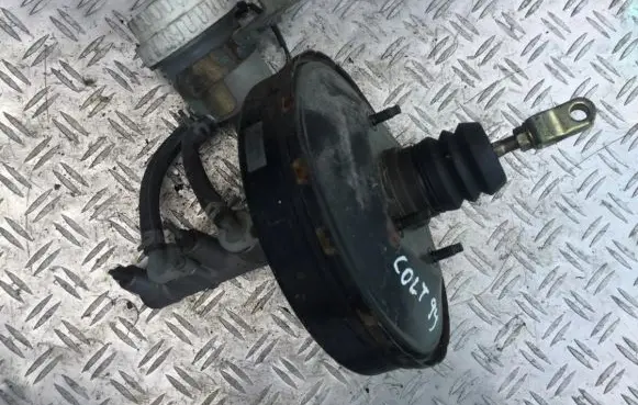 Mitsubishi Colt Brake booster 83303105 3907