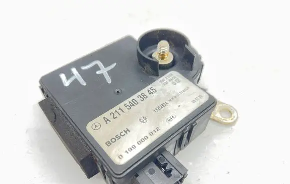 Mercedes-Benz E W211 Battery control module A2115403845