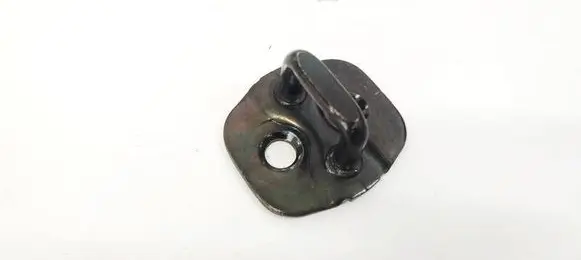 Nissan Murano Z50 Front door lock loop/hook striker 