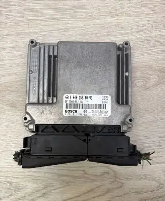 Mercedes-Benz E W211 Engine control unit/module A6461530091 0281011708 1039S14057