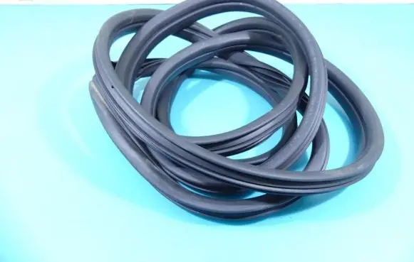 Front door rubber seal