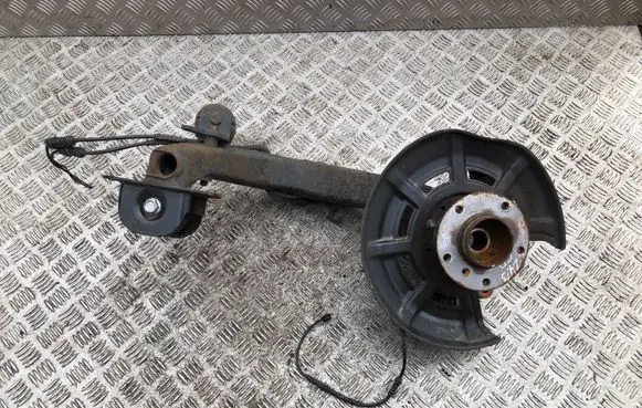 BMW Z4 E89 Rear wheel hub spindle/knuckle 6783110 6783110-02
