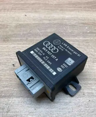Audi A4 S4 B8 8K Light module LCM 8K5907357A
