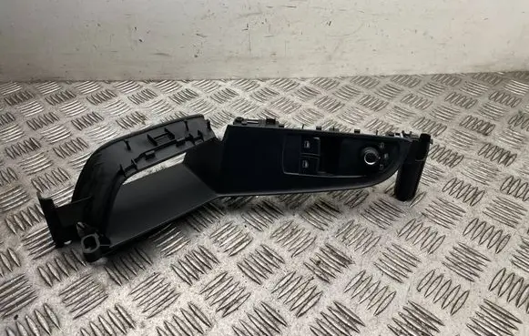 Audi A5 8T 8F Electric window control switch 8T2867172