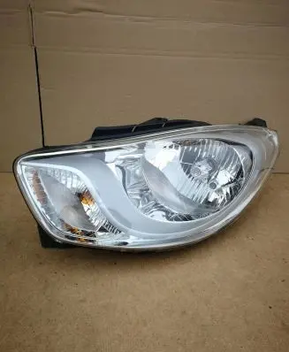 Hyundai i10 Headlight/headlamp 92101-0X1