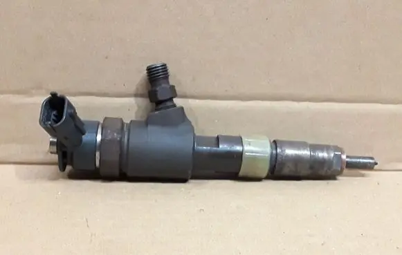 Citroen C4 II Fuel injector 0445110340 870692