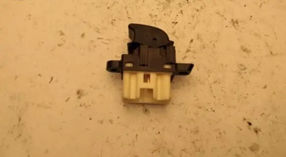 Mazda 6 Electric window control switch 3583A47