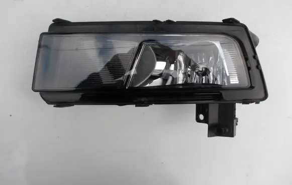Volkswagen Touran II Front fog light 5TA941661A