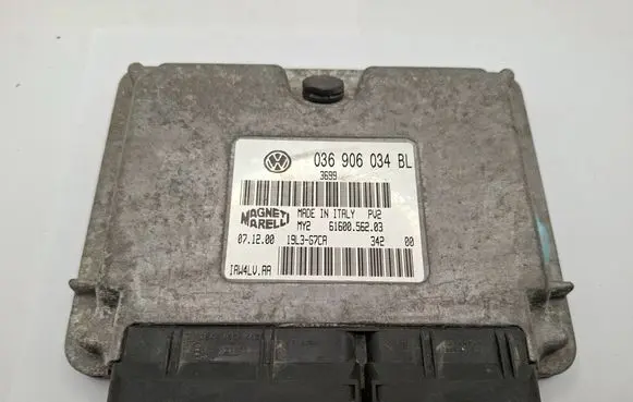 Skoda Fabia Mk1 (6Y) Engine control unit/module 036906034BL 19L3G7CA 6160056203