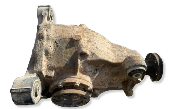 BMW 8 E31 Rear differential 1213174