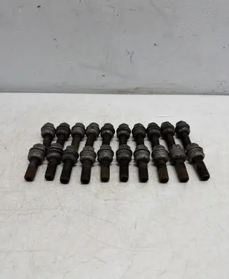 Volkswagen Transporter - Caravelle T5 Nuts/bolts 