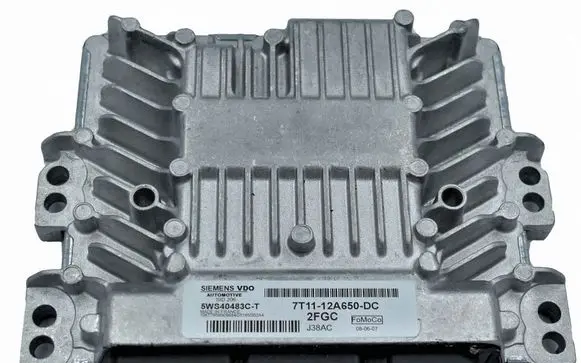 Ford Focus Engine control unit/module 5WS40483CT