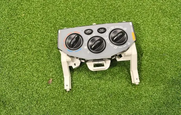 Renault Trafic II (X83) Climate control unit N108577P 130204 20212
