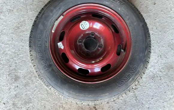 Citroen C4 I R15 spare wheel 