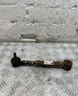 Toyota RAV 4 (XA30) Steering tie rod 