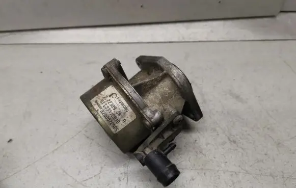 Mitsubishi Space Star Vacuum pump 72238908 8200072985